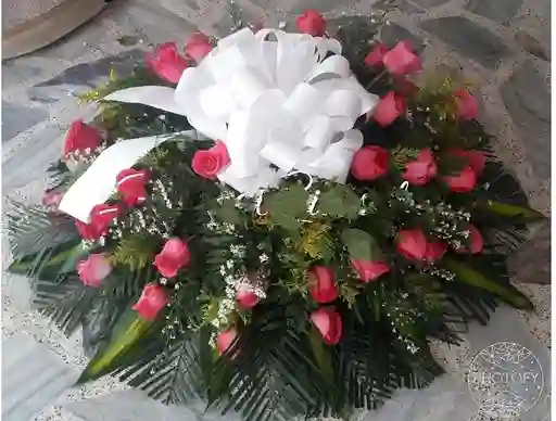 Corona Funebre Roja