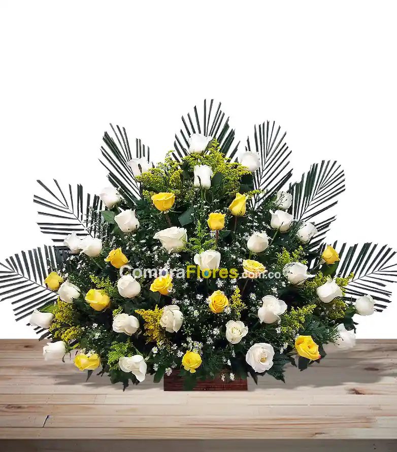 Arreglo Floral En Rosas Abanico Surtido