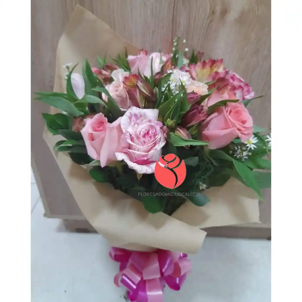 Bouquet Rosas Y Astromelias