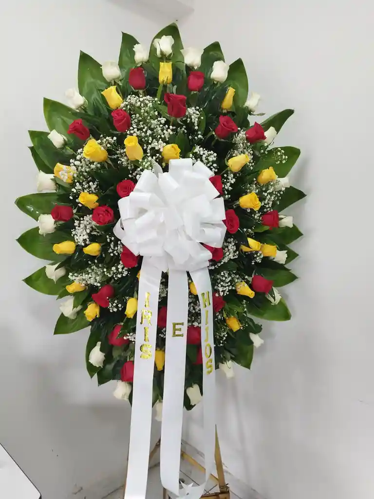 Pedestal Funebre En Tripode Rosas Surtido Tricolor