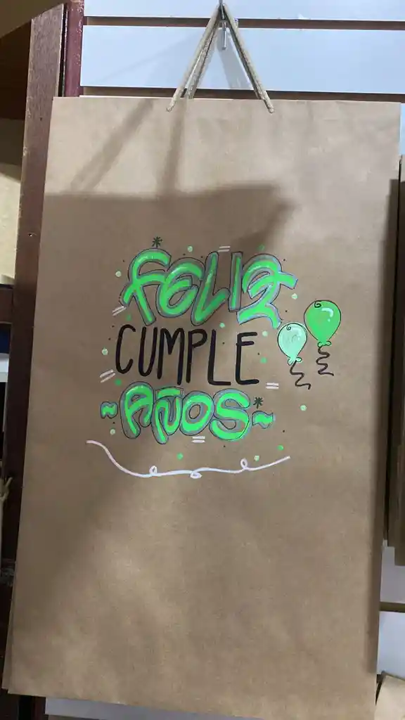 Bolsa De Regalo Kraf Marcada Jumbo