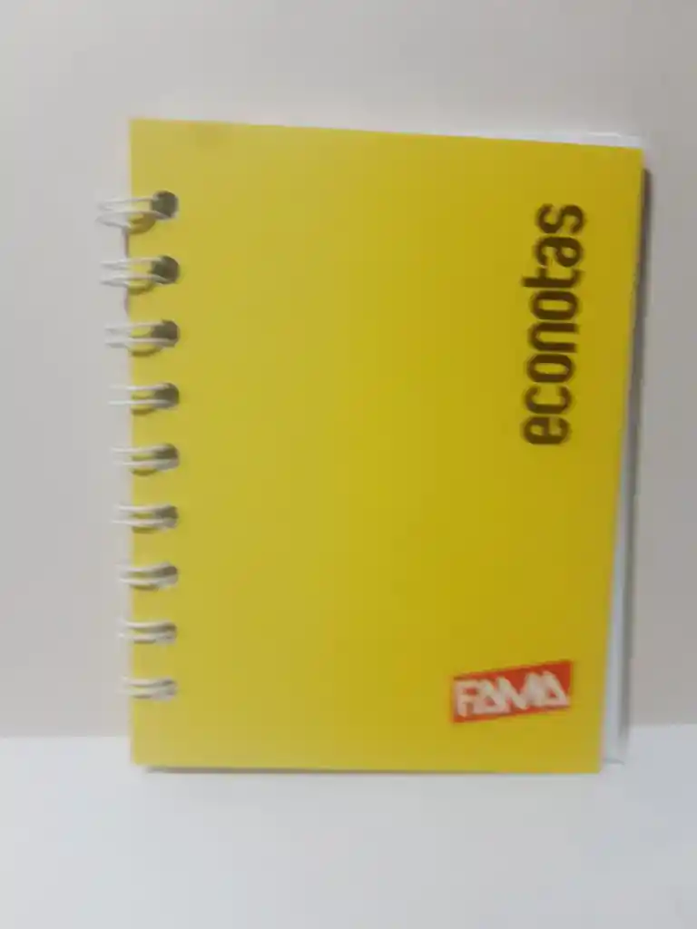 Libreta Mediana Cuadriculada Fama