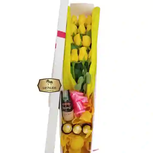 Caja De Rosas Amarillas Con Bailey Mini Y Chocolates Para Regalar