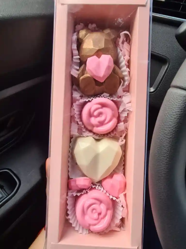 Chocolates Rellenos - Osito, Rosa Y Corazón