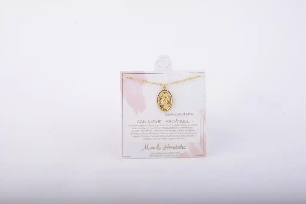 Collar Largo San Miguel Arcángel Medallón Maxi
