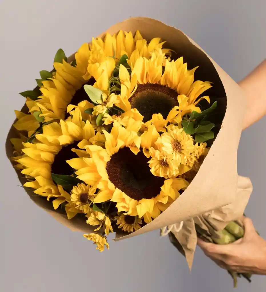 Bouquet De Girasoles Y Margaritas