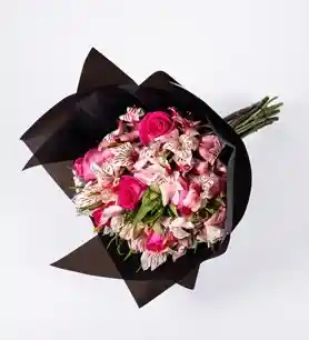 Bouquet De Rosas Y Astronelias