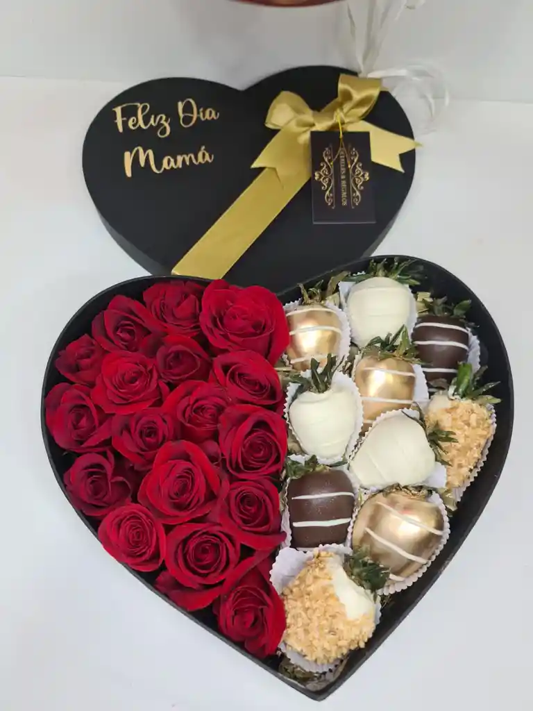 Caja De Lujo Corazón Grande Rosas Y Fresas Con Chocolate (programar)