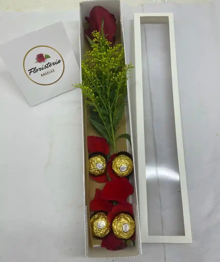 Solitario De Rosas Por 4 Chocolates