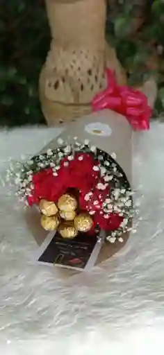 Bouquet De Rosas Rojas Y Chocolates