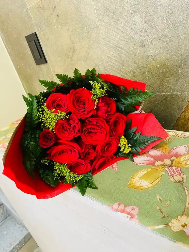 Bouquet De Rosas Frescas