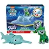 Figura Coleccionable Paw Patrol Cachorritos Al Agua Rocky Y Pez Sierra