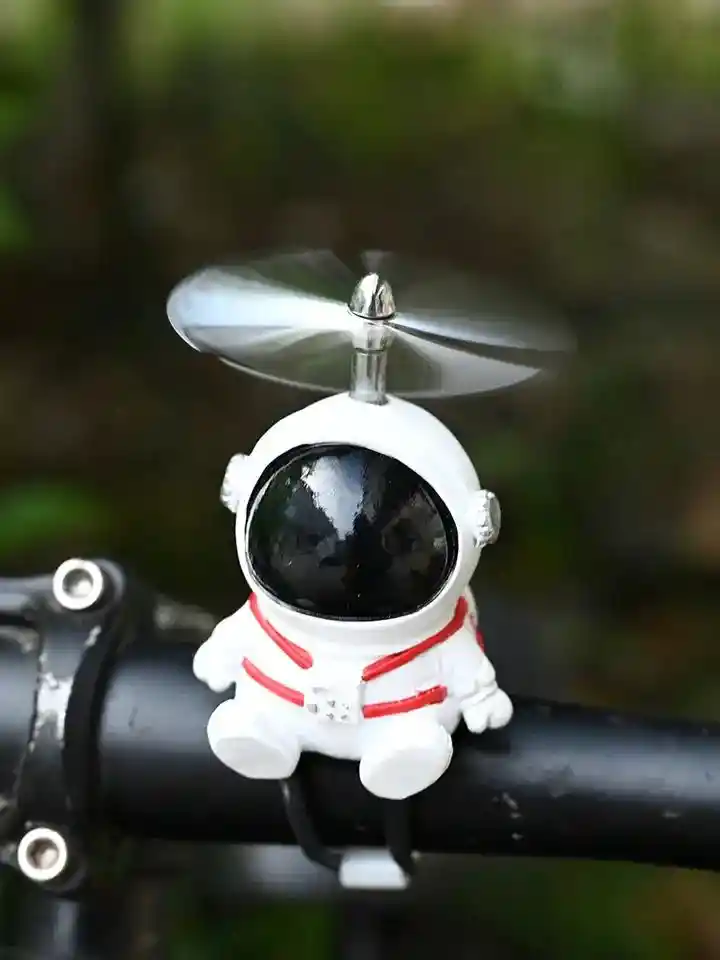 Astronauta En Resina Para Motocicleta Bicicleta O Scooter