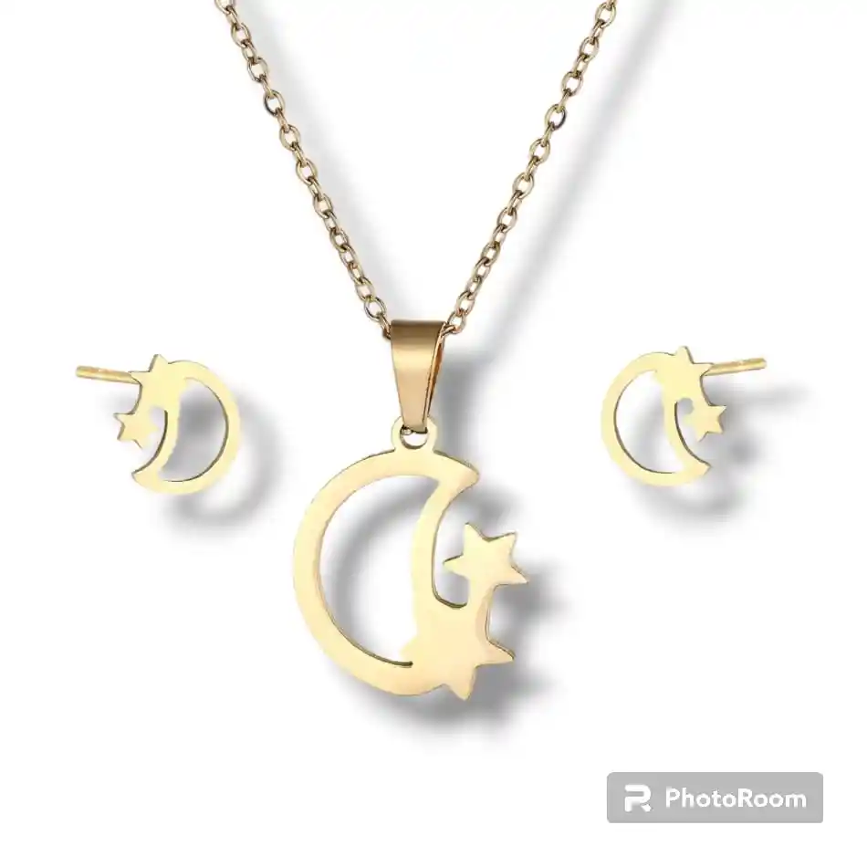 Juego De Aretes Y Collar En Acero Diseño Luna Con Estrellas