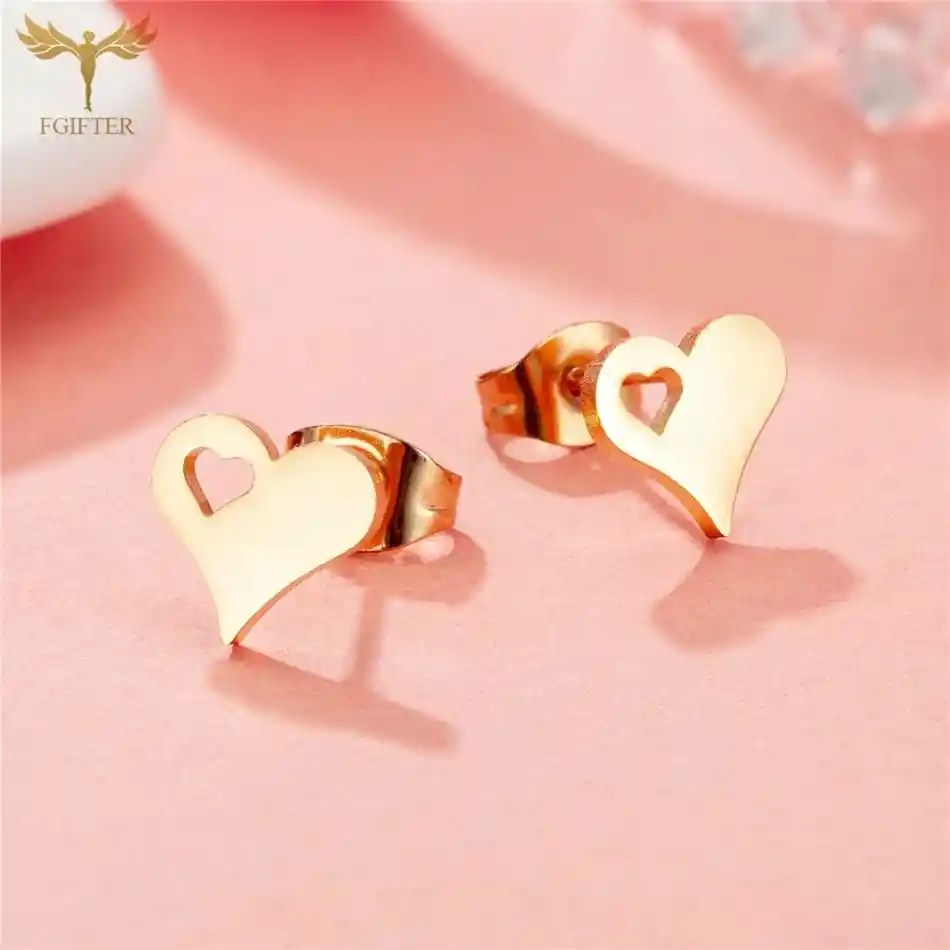 Aretes En Acero Diseño De Corazon Labrado