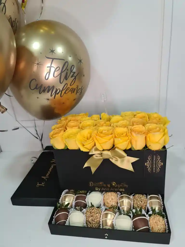 Caja De Lujo Gaveta Rosas 28 A 32, 12 Fresas Con Chocolate(programar)