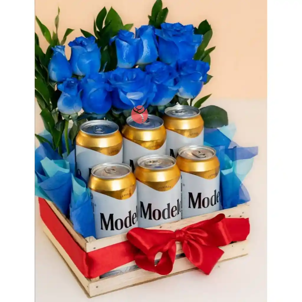 Arreglo Rosas Azules Y Cerveza Lata