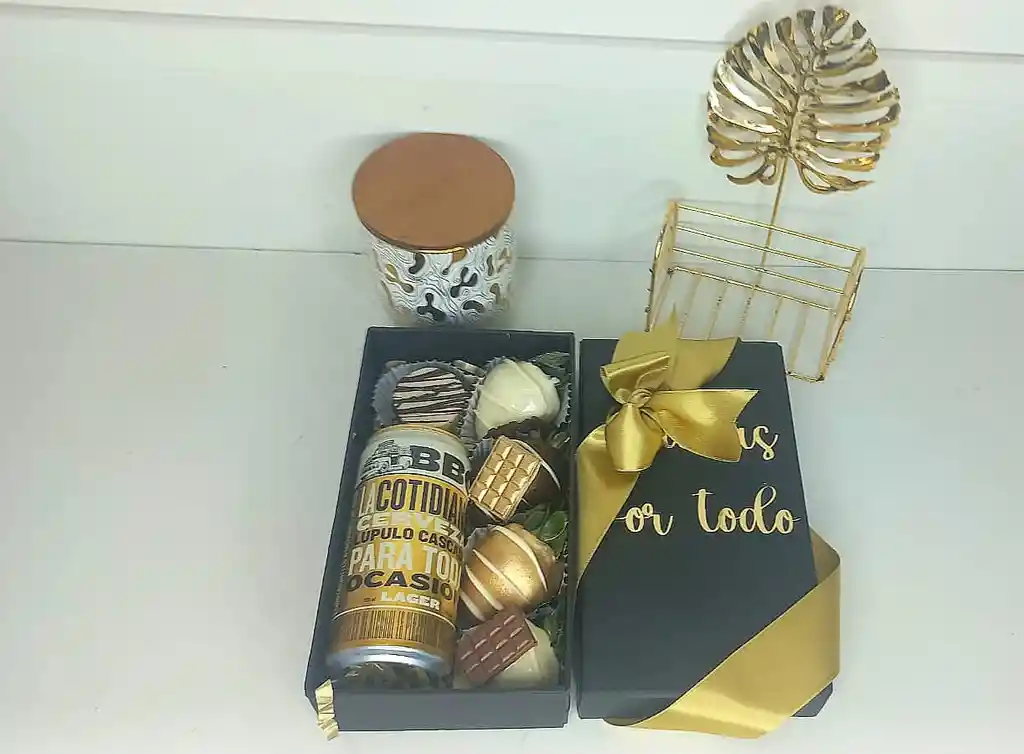 Caja De Lujo Pequeña Fresas Con Chocolate Y Cerveza En Lata Bbc