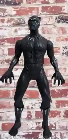 Muñeco Personaje Pantera Negra Clásico 30cm / Sonido.