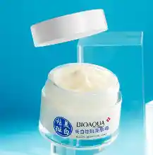 Crema Hidratante Y Aclaradora Bioaqua Ref 23