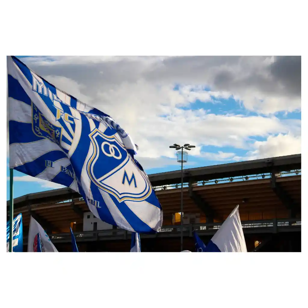 Bandera Millonarios Fútbol Club 1.50x90cm Exterior Grande