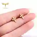 Aretes En Acero Diseño Cruz Mini Labrada