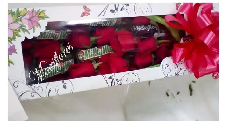 Caja Con Rosas