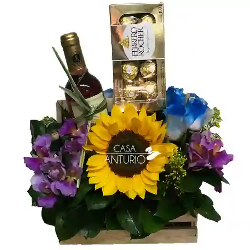 Arreglo Floral Con Rosas Azules, Vino, Chocolates Ferrero Rocher, Orquideas Y Girasol
