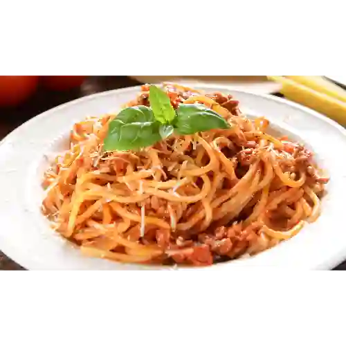 Pasta Napolitana con Carne Molida