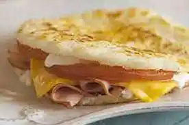 Arepa Con Jamon Y Queso