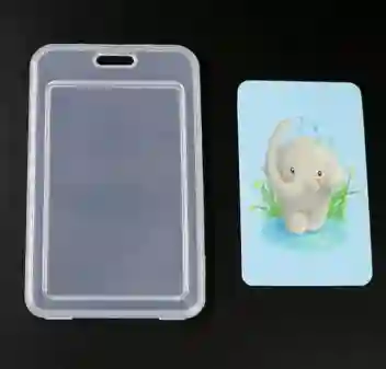 Porta Carnet Plastico Con Cuerda Decorativa