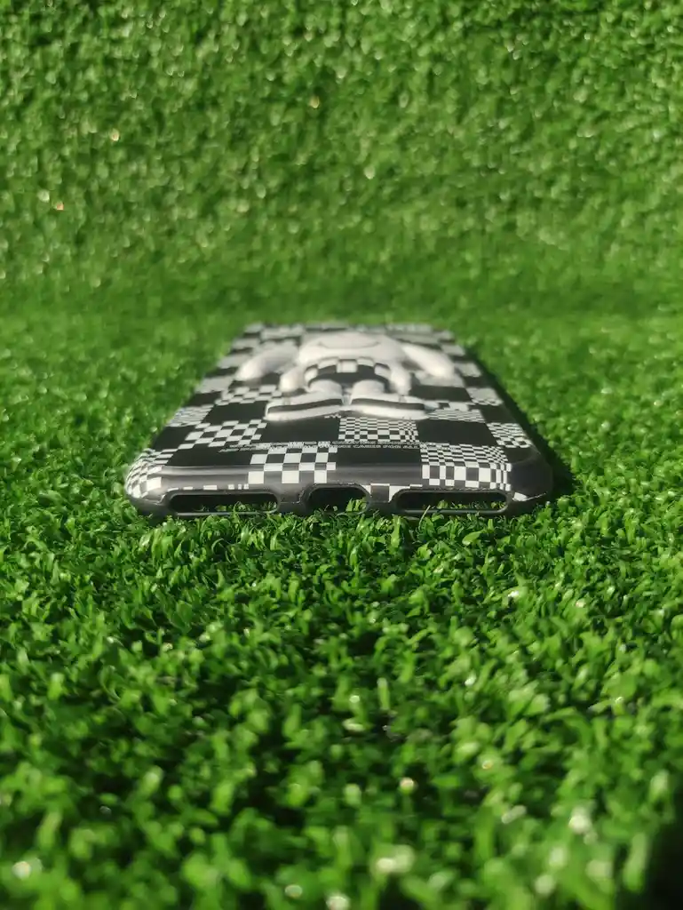 Iphone 7 Plus | Forro Protector | Case Flexible | Muñeco Ajedrez | Mycase | Bordes Reforzados | Iphone | Carcasa | Funda | Anti Humedad | Full Proteccion