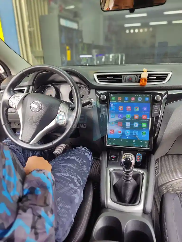 Radio Tipo Tesla Nissan Qashqai/ X-trail 2015+ 2+32 Carplay