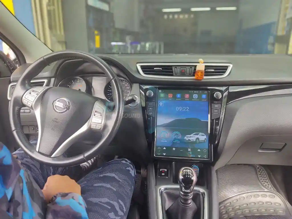 Radio Tipo Tesla Nissan Qashqai/ X-trail 2015+ 2+32 Carplay