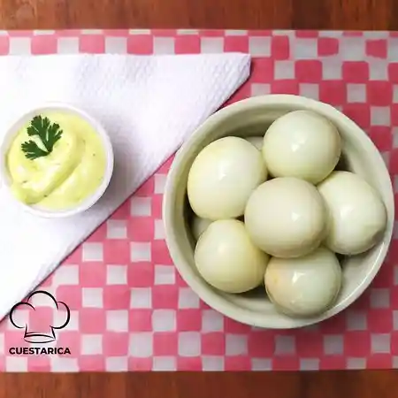 Porcion De Huevos De Codorniz