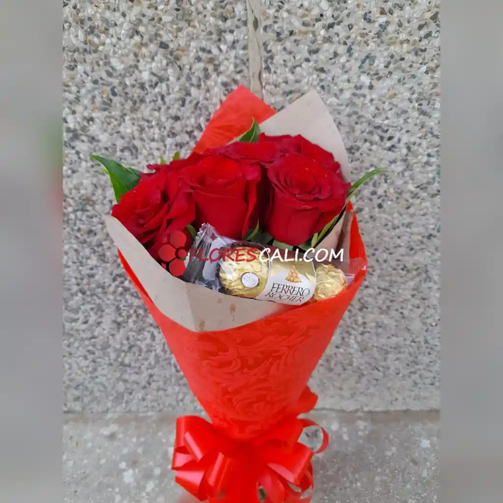 Bouquet De 6 Rosas Y 3 Ferrero