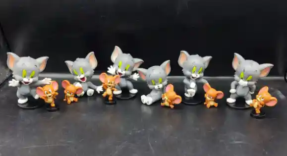 Figura Coleccionable Tom Y Jerry X12