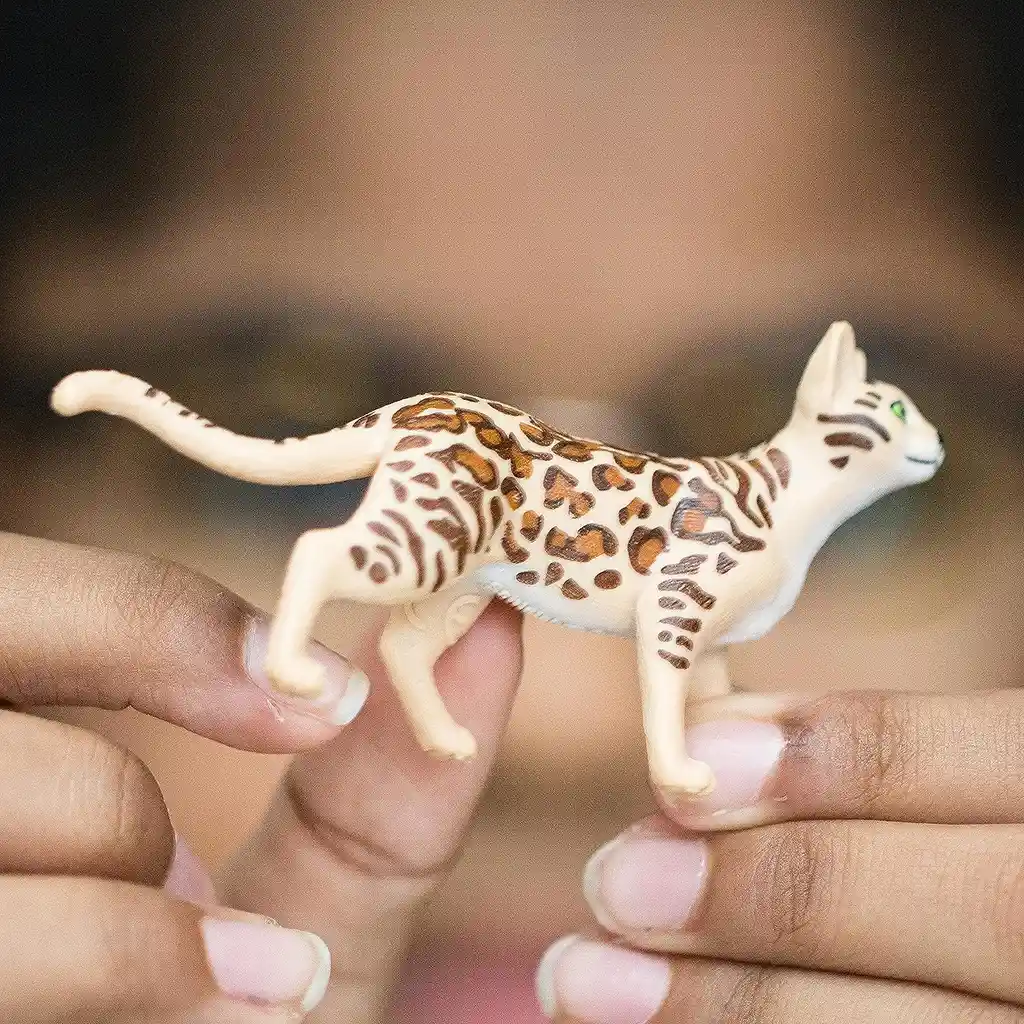 Figura De Animales Gato De Bengala Colección Niños Y Niñas