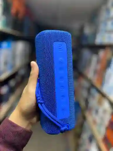 Parlante Xiaomi Mi Portable Bluetooth Speaker (16w) Mdz-36-db Portátil Waterproof Negra