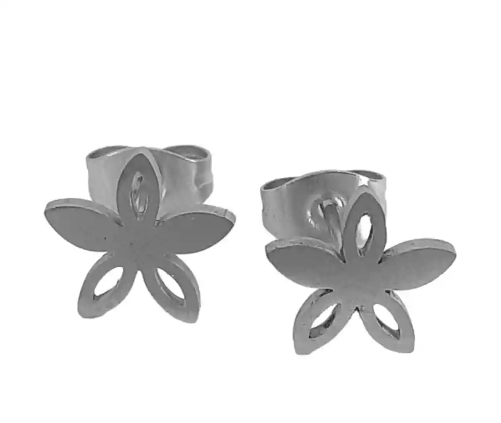 Juego De Arete Y Collar En Acero Diseño Flor