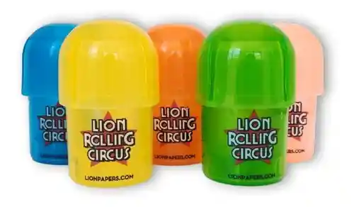 Grinder Tainer Lion Rolling Circus