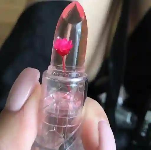 Labial Hidratante En Gel Con Flor