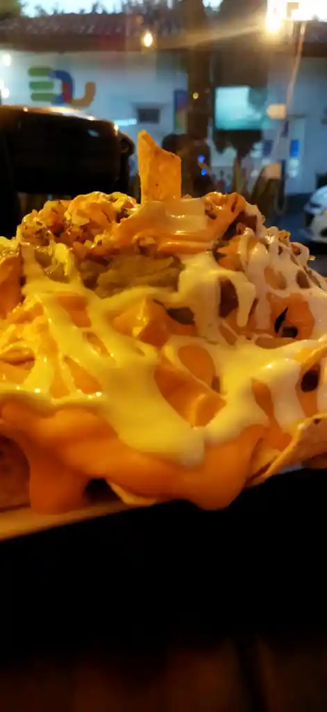 Nachos De Res