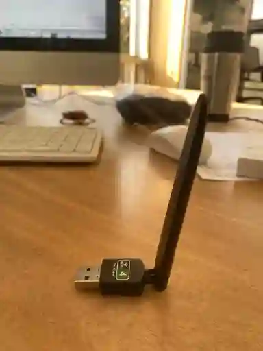Antena Usb Wifi 600mbps / Adaptador Para Conexion Wifi /