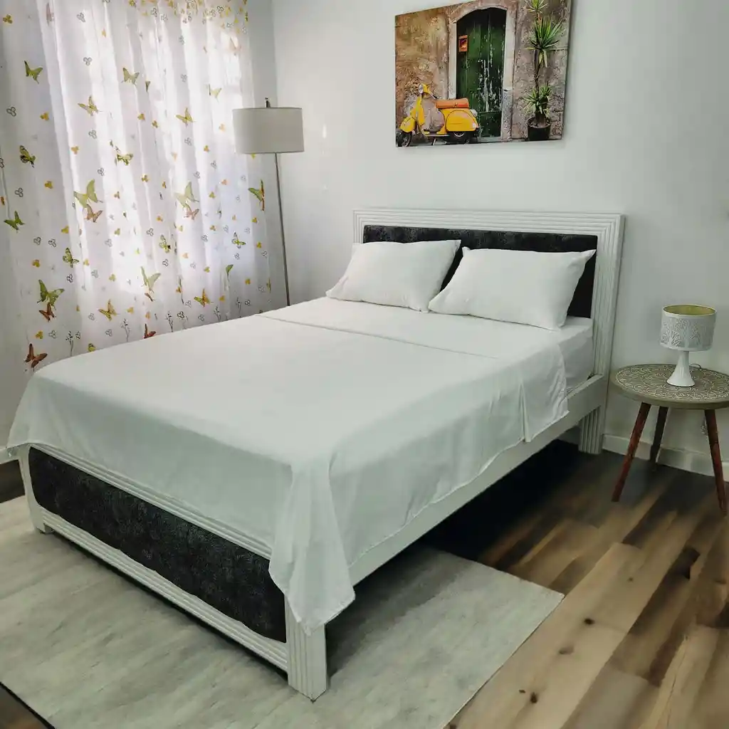 Juego De Sábanas Cama Extradoble Blanco Hogareto 3001