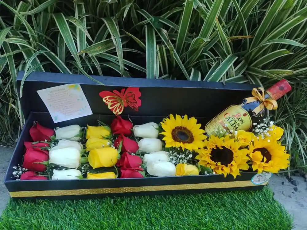 Caja Fina Ron Viejo Caldas
