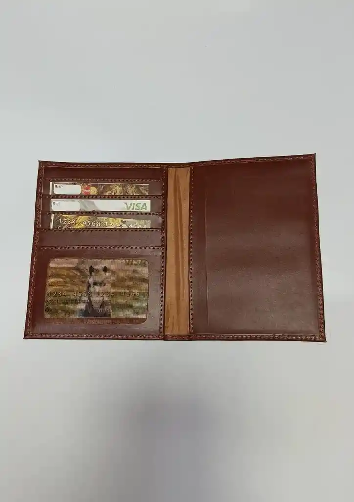 Billetera Hombre Pasaporte Cuero 14.5cm X 11cm Garantia Original