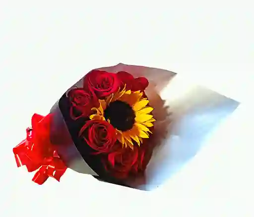Bouquet De 12 Rosas Y Un Girasol En Papel Coreano