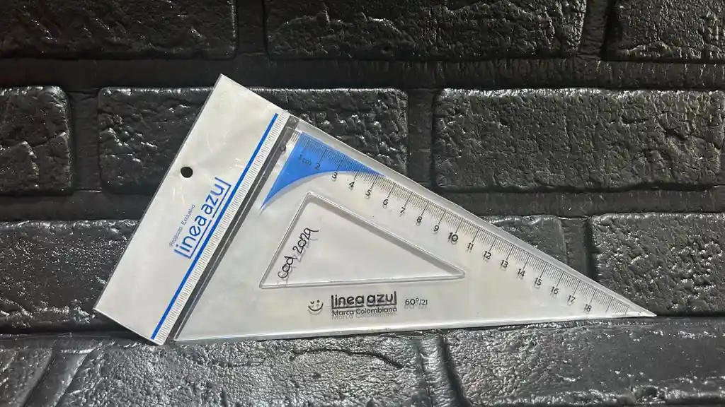 Escuadra 60° Pequeña Linea Azul