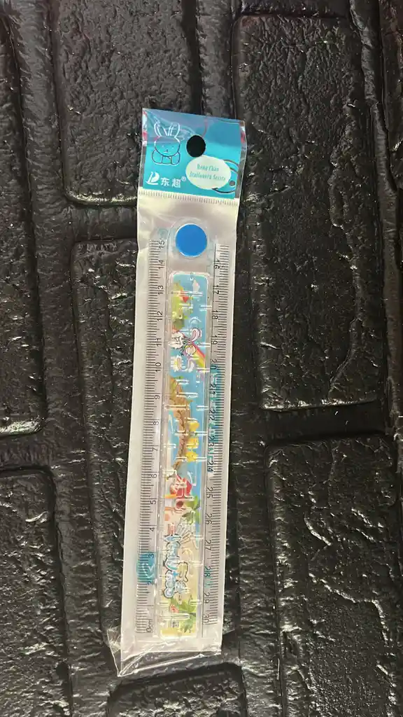 Regla Pequeña 15 Cm